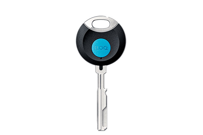 Llave moderna de seguridad, con un diseño innovador en negro y un distintivo botón azul, ideal para sistemas de acceso.